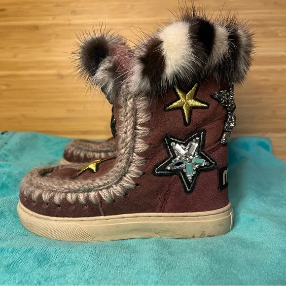 MOU Eskimo Sneaker Boot Rhinestone Hand Made Star Mink Fur Trim